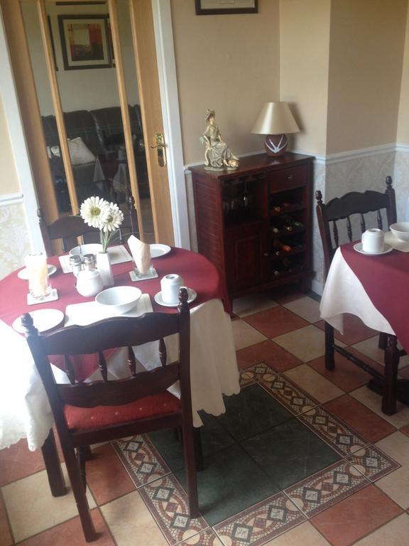 Atlantic House Bed & Breakfast Lisdoonvarna Oda fotoğraf