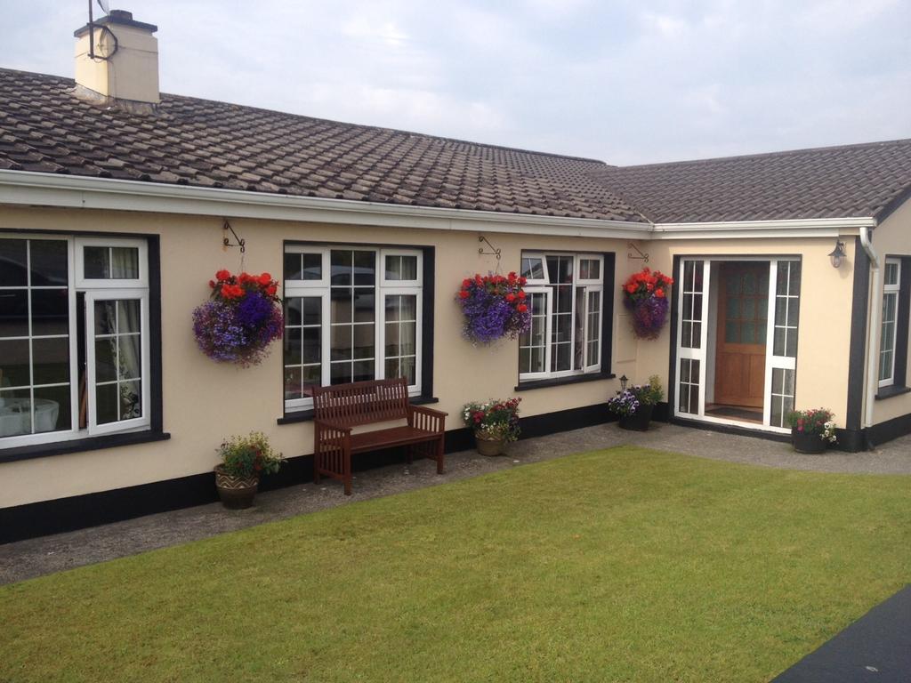 Atlantic House Bed & Breakfast Lisdoonvarna Dış mekan fotoğraf